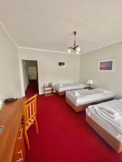 Hotel Mazury ギジツコ エクステリア 写真