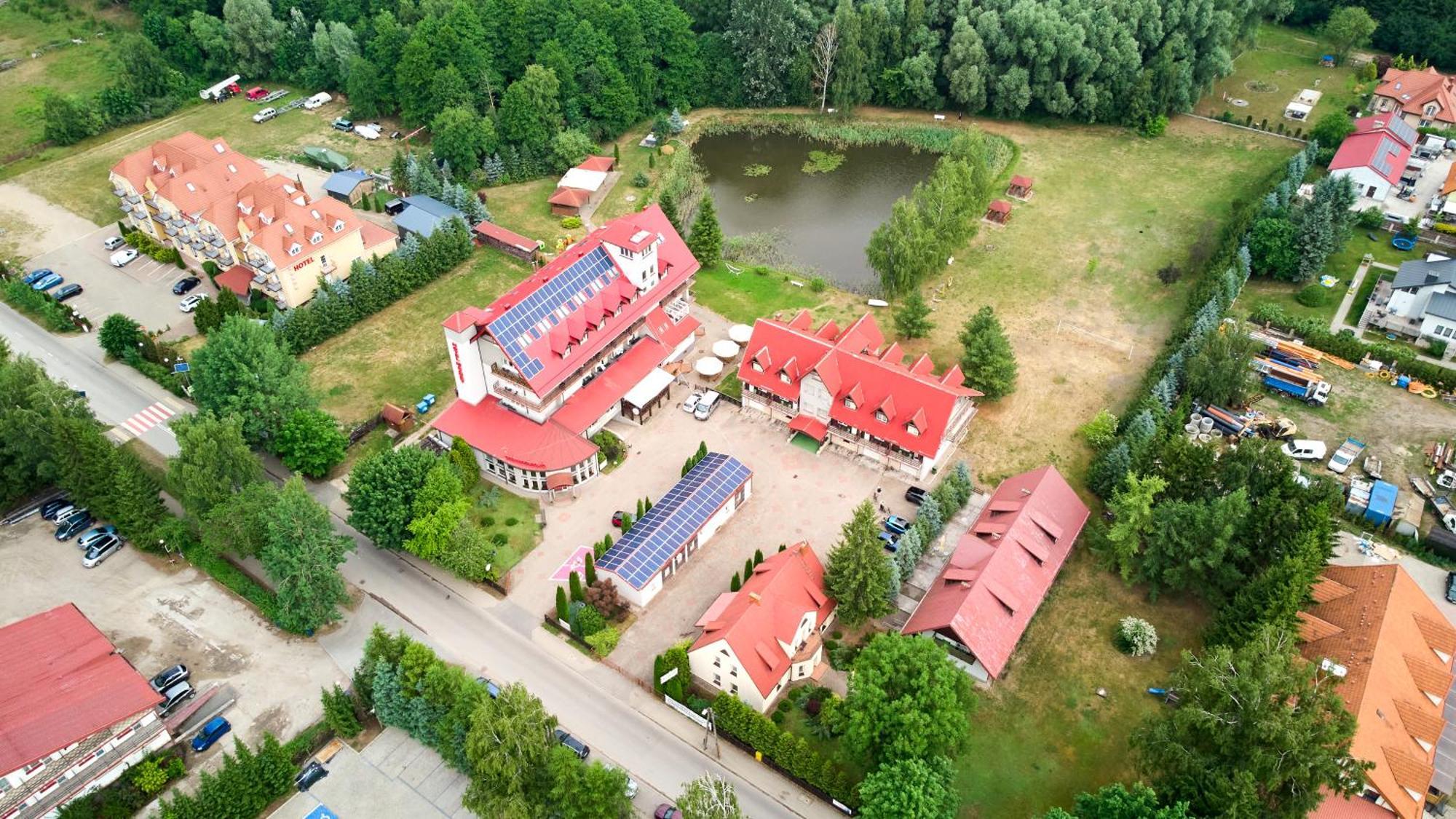 Hotel Mazury ギジツコ エクステリア 写真