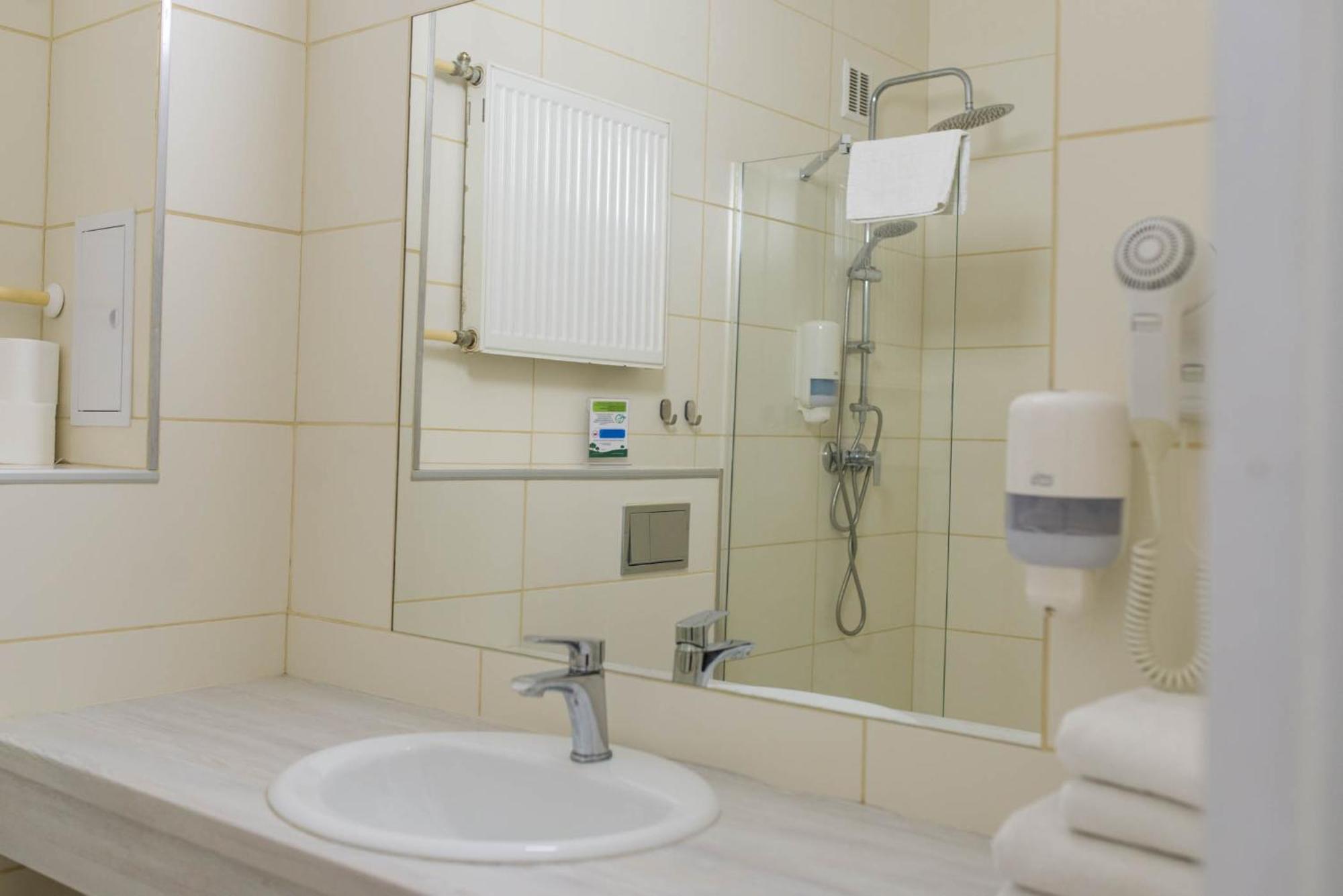 Hotel Mazury ギジツコ エクステリア 写真