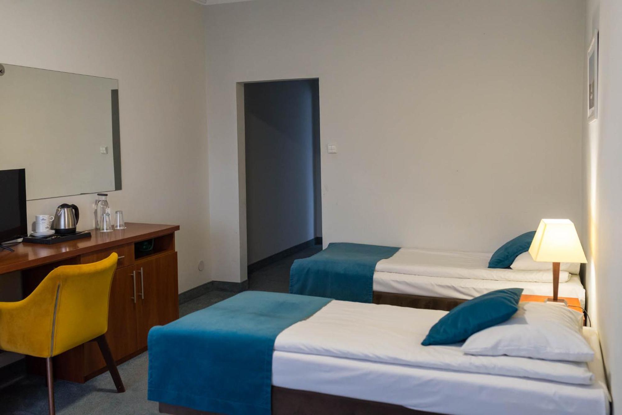 Hotel Mazury ギジツコ エクステリア 写真