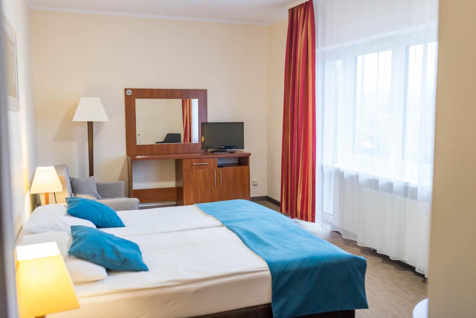 Hotel Mazury ギジツコ エクステリア 写真
