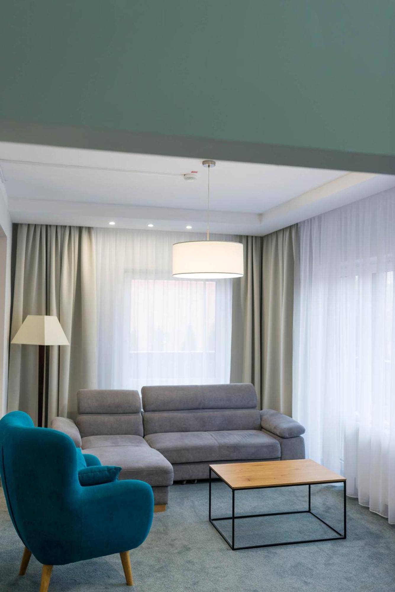 Hotel Mazury ギジツコ エクステリア 写真
